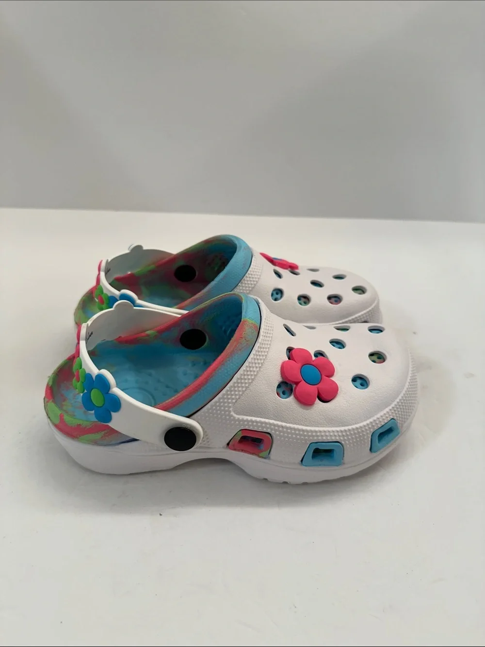 Kids White Floral Clog Sandals with Tie-Dye Insole Size 1